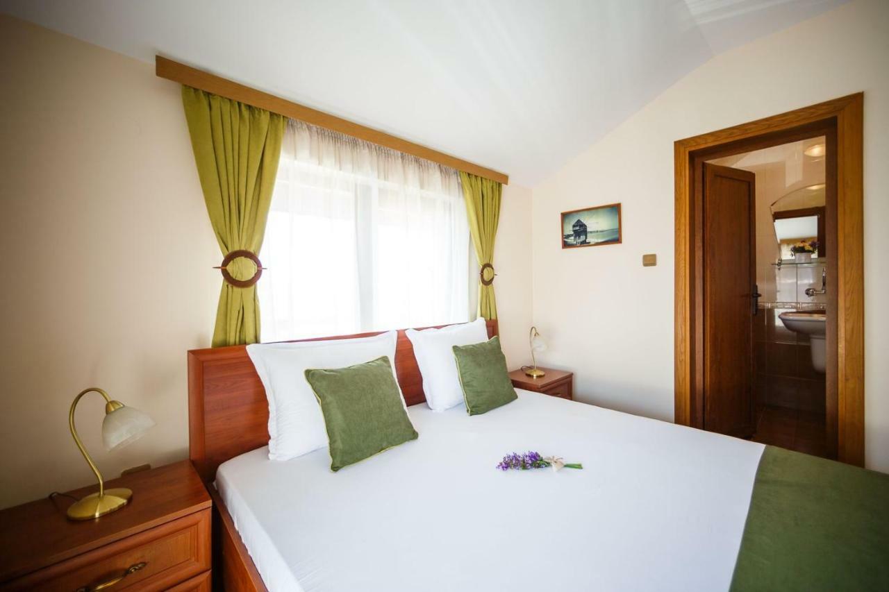סוזופול Hotel Albatros Old Town מראה חיצוני תמונה