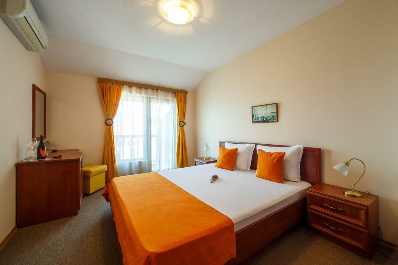 סוזופול Hotel Albatros Old Town מראה חיצוני תמונה